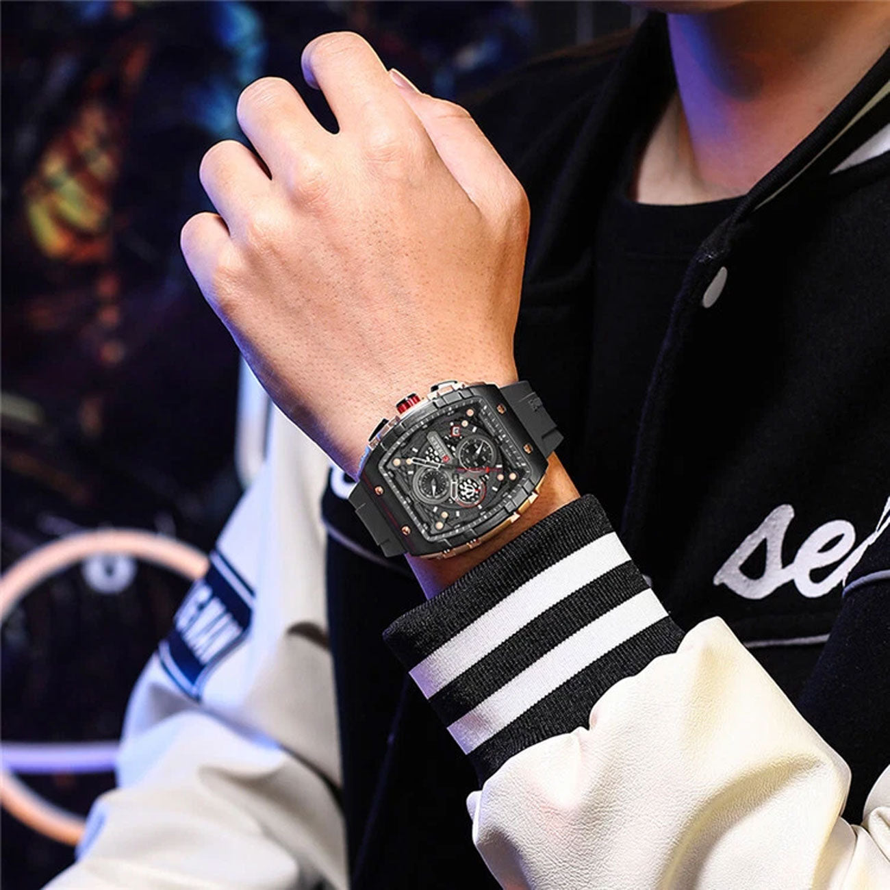 SquareSport Elite -  Luxury Men’s Quartz Watch – Waterproof Silicone Strap