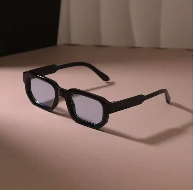 Signature Luxe - Luxora Unisex Rectangle Designer Sunglasses